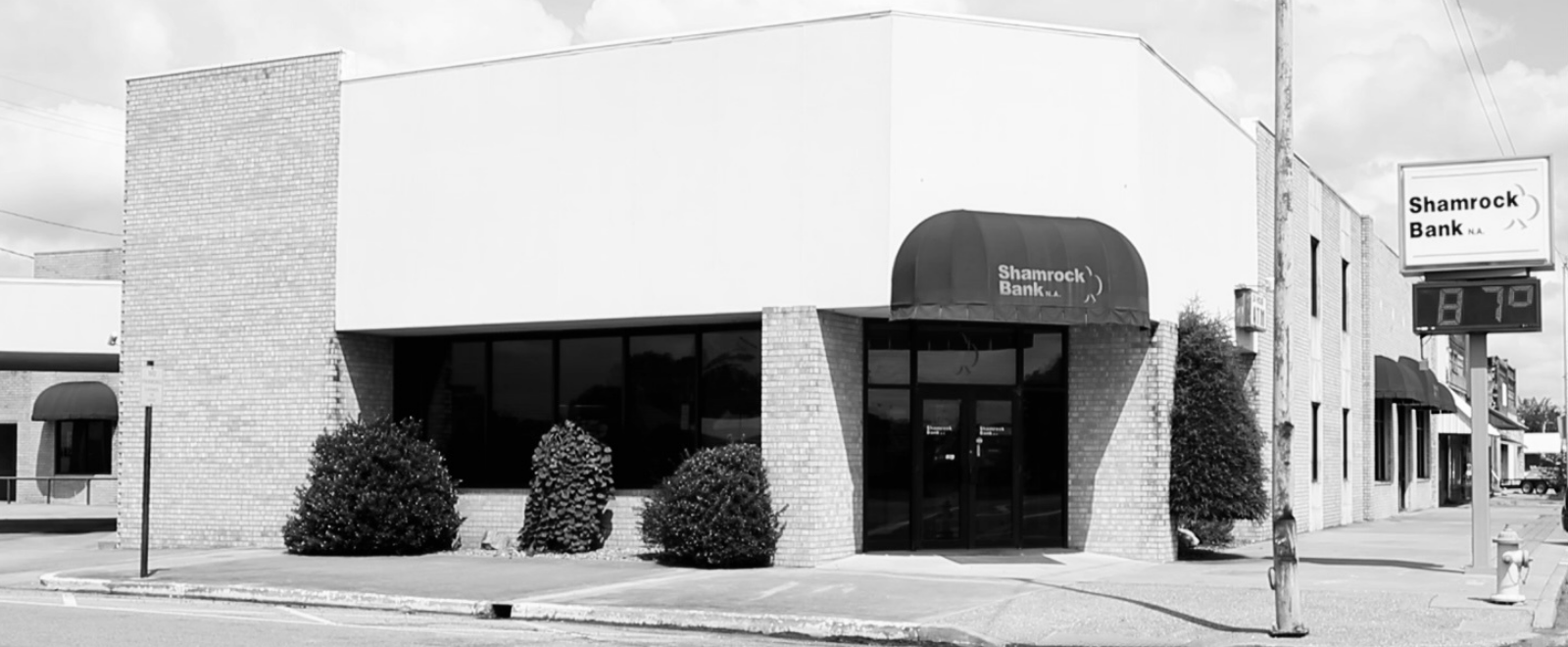 Coalgate branch exterior B&W
