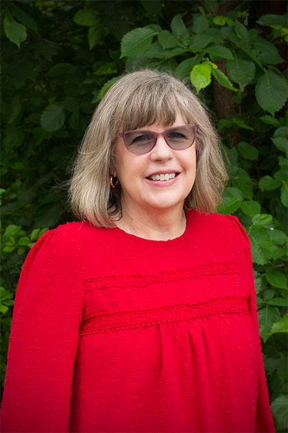 Darla Phipps, Customer Service Representative
